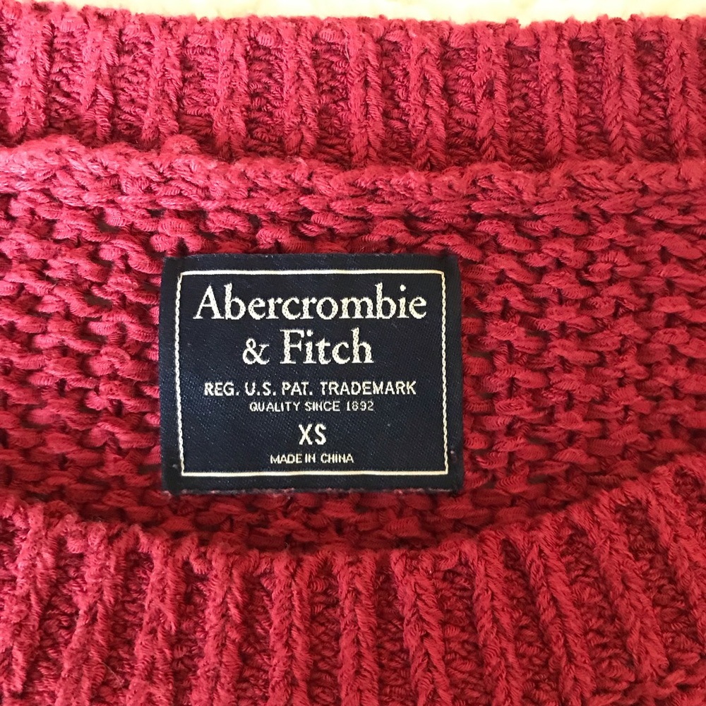 Cropped Abercrombie cable knit sweater - Picture 3 of 4